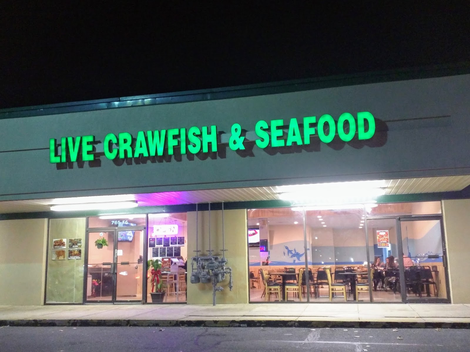 Rockville Nights Live Crawfish & Seafood holding soft opening in Rockville (Menu + Photos)