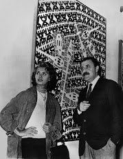 Carlo Cardazzo, con Sophia Loren: Capogrossi sullo sfondo