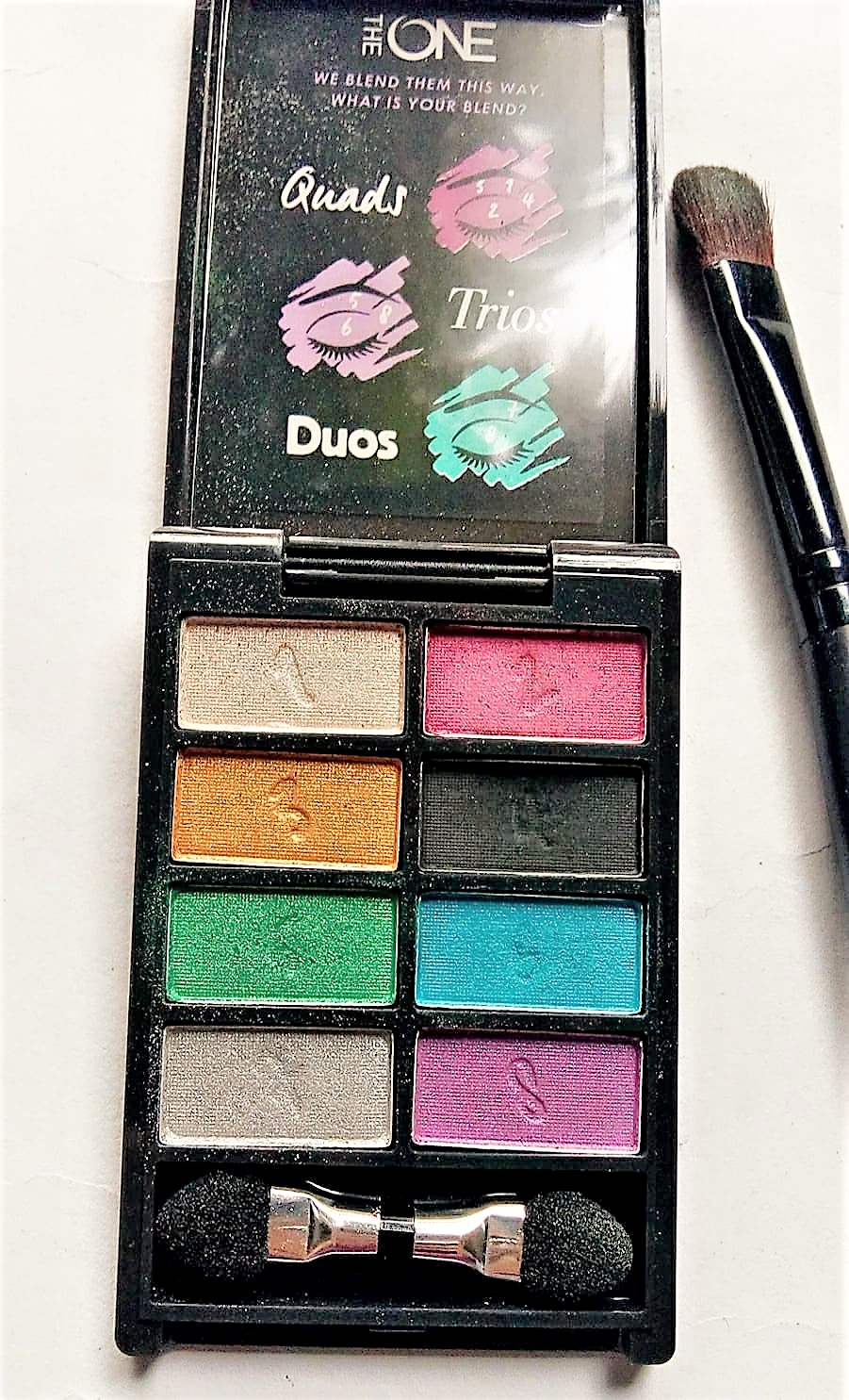 Beauty & Beyond Oriflame The One Blend Eyeshadow Palette Review