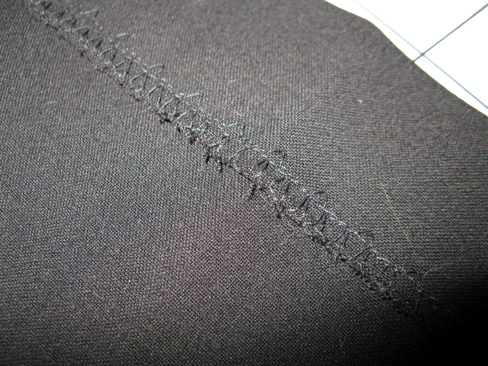 Ilana Graf Creates Hemming And Hawing.