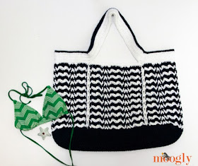 Fiber Flux Beautiful Beach Bags 16 Free Crochet Patterns Pattern beach bag knitting bags
