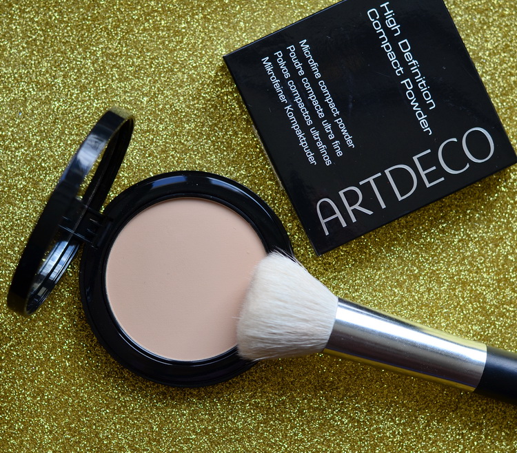 Rysichka Artdeco High Definition Compact Powder № 3 soft cream