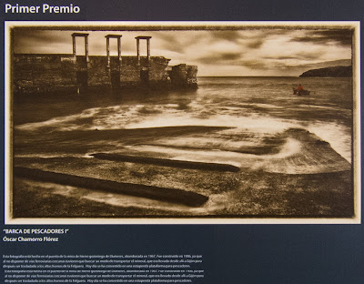 Exposición del X Certamen de fotografía de INCUNA, Barca de pescadores de Oscar Chamorro