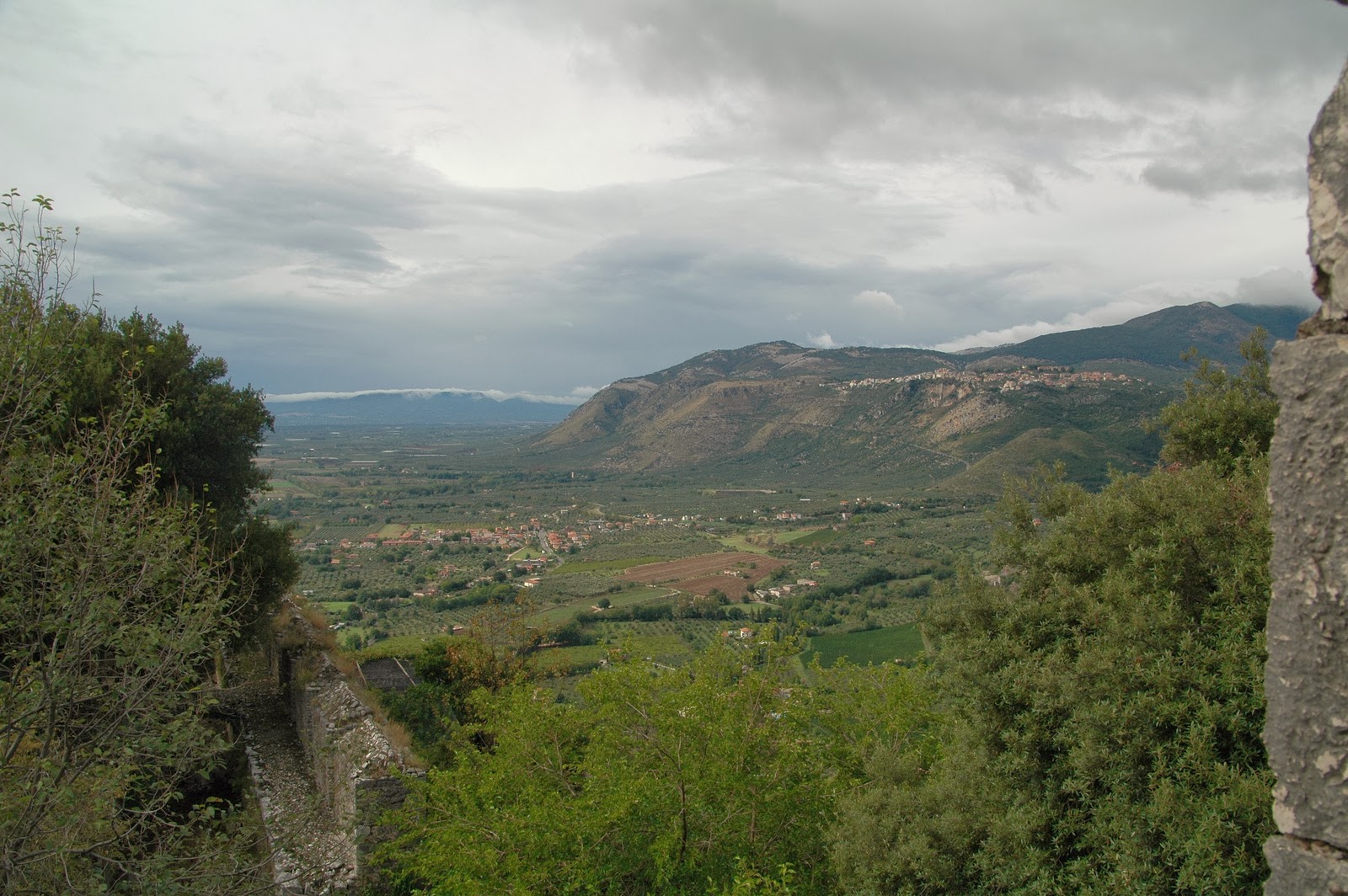 Burgo Medieval e Castelo de Sermoneta iconauta2 - Burgo Medieval e Castelo de Sermoneta