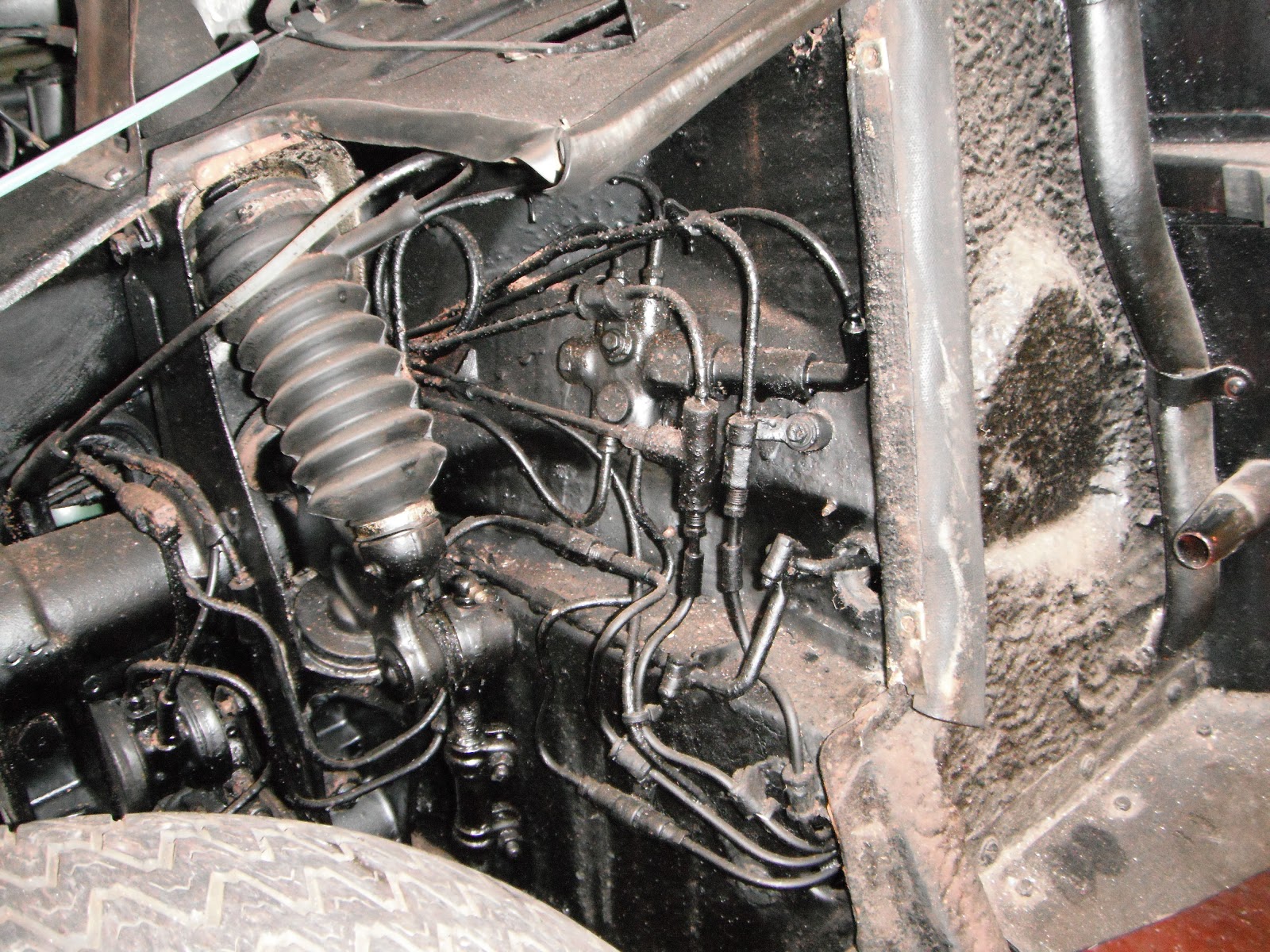 Citroën DS Restoration: March 2013