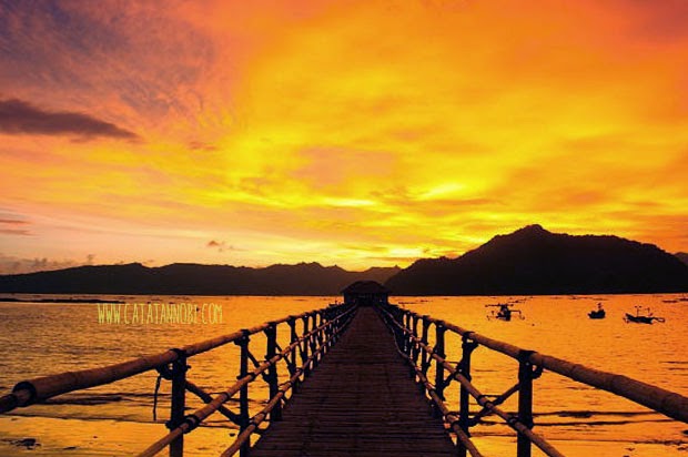 Download Gambar Sunset Pantai - Koleksi Gambar HD