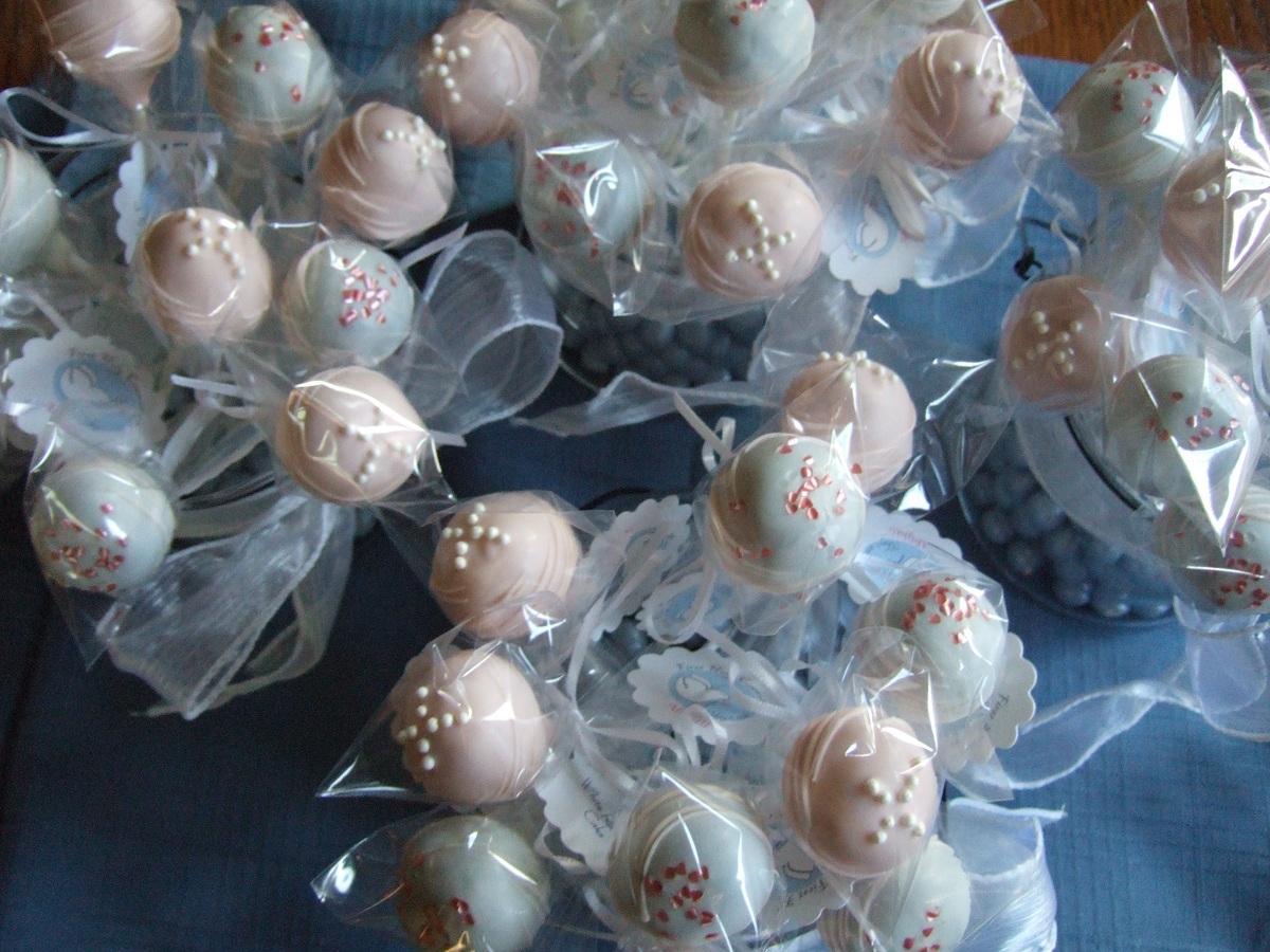 The Cakepop Lady: First Holy Communion