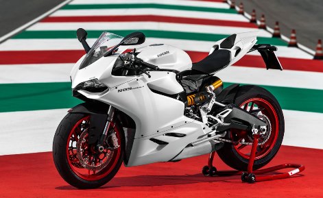 Ducati 899 Panigale,"Your road to the track"