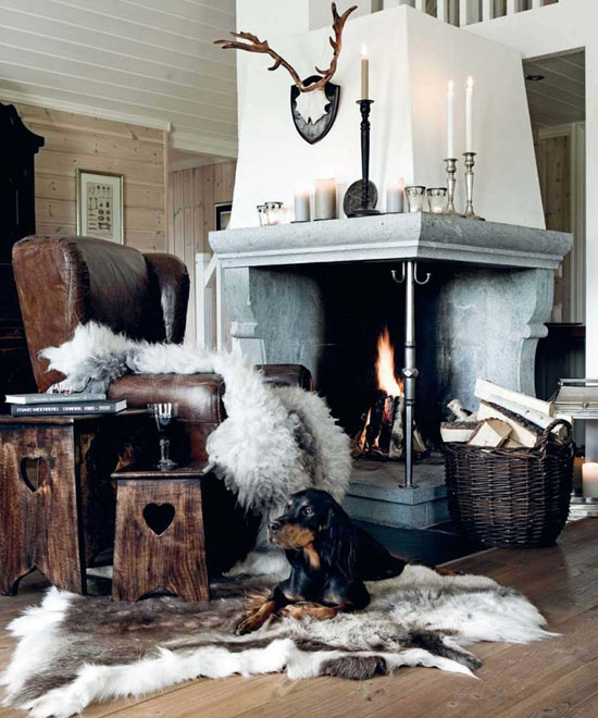 Impressive corner country style fireplace via Home & Cottage.