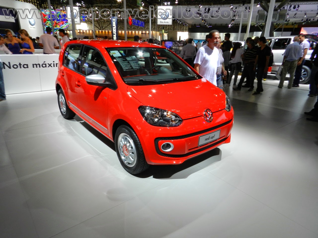 Volkswagen Up RedUp - Fotos e vídeo do veículo Apresentado no Salão do