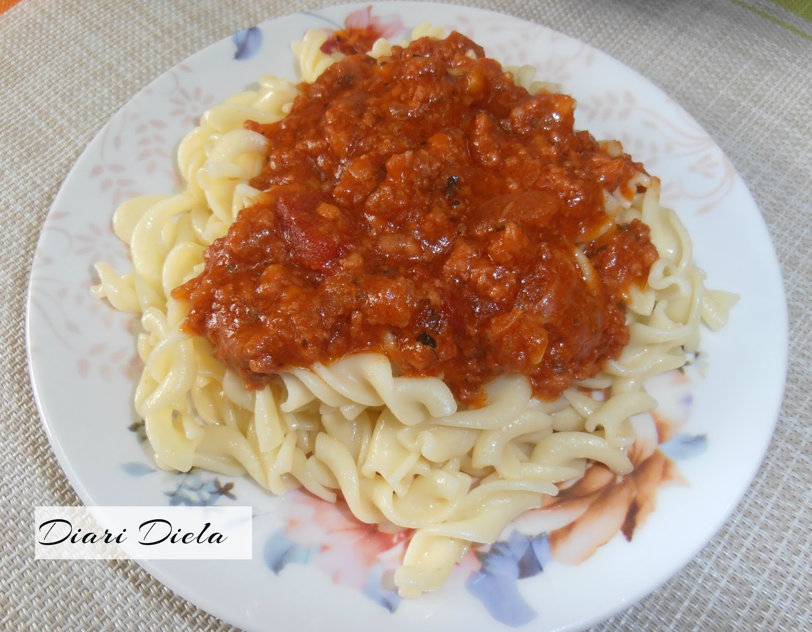 Diari Diela Spiral Pasta Bolognese Mudah