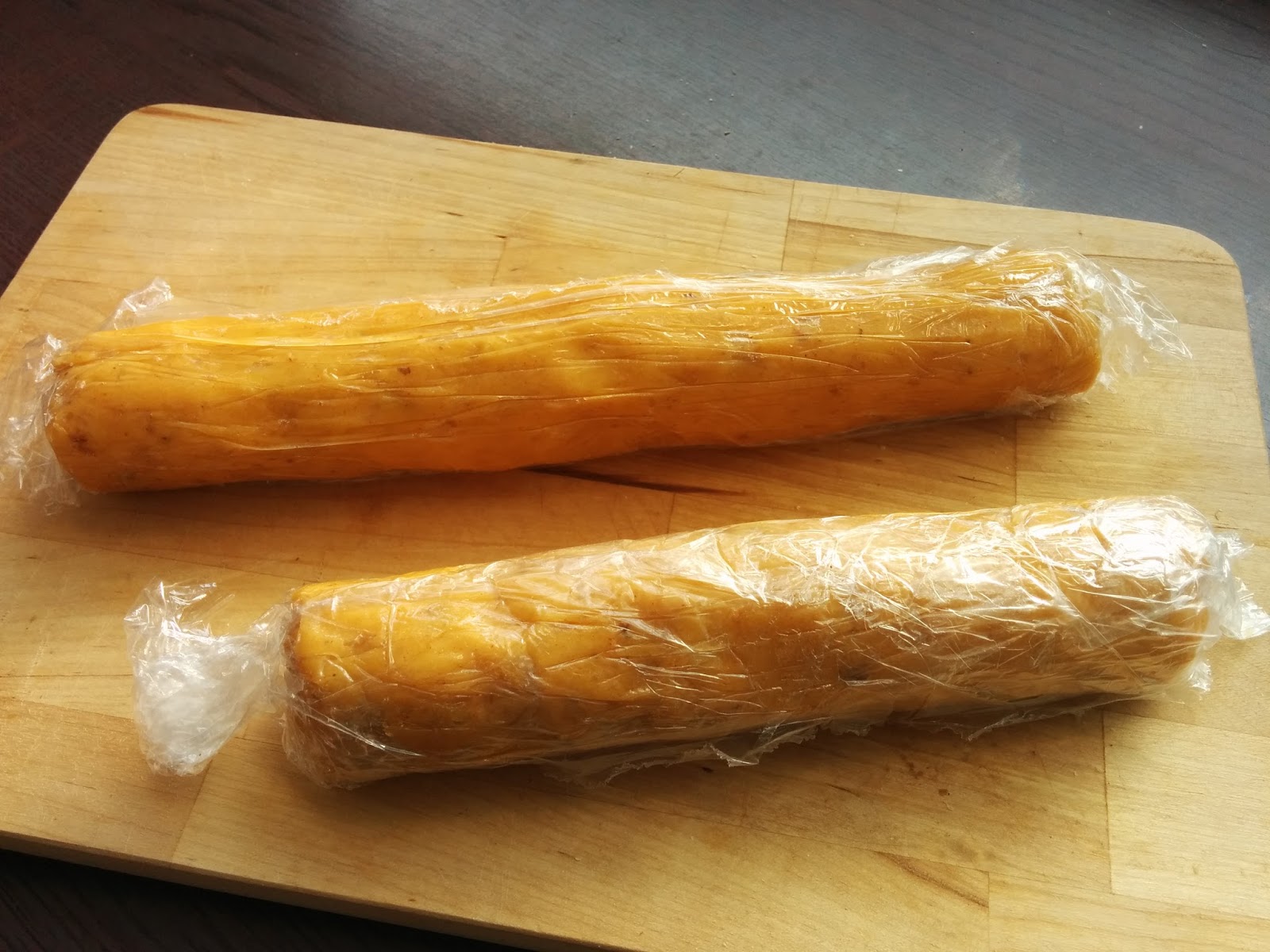 danielas gedanken: Küchenteufels Snacks: Herzhafte Käse-Walnuss-Kekse