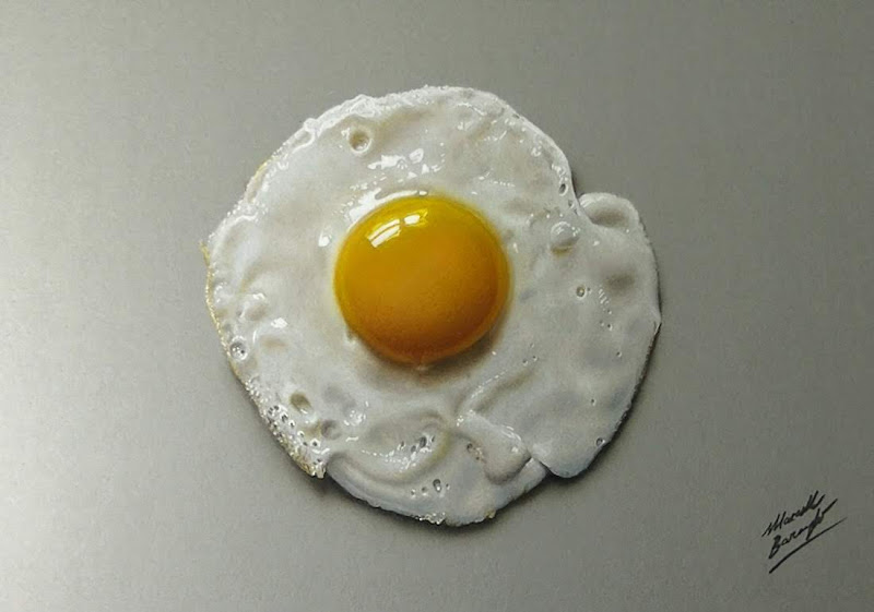 Hyper-realistic Fried Egg Drawing
