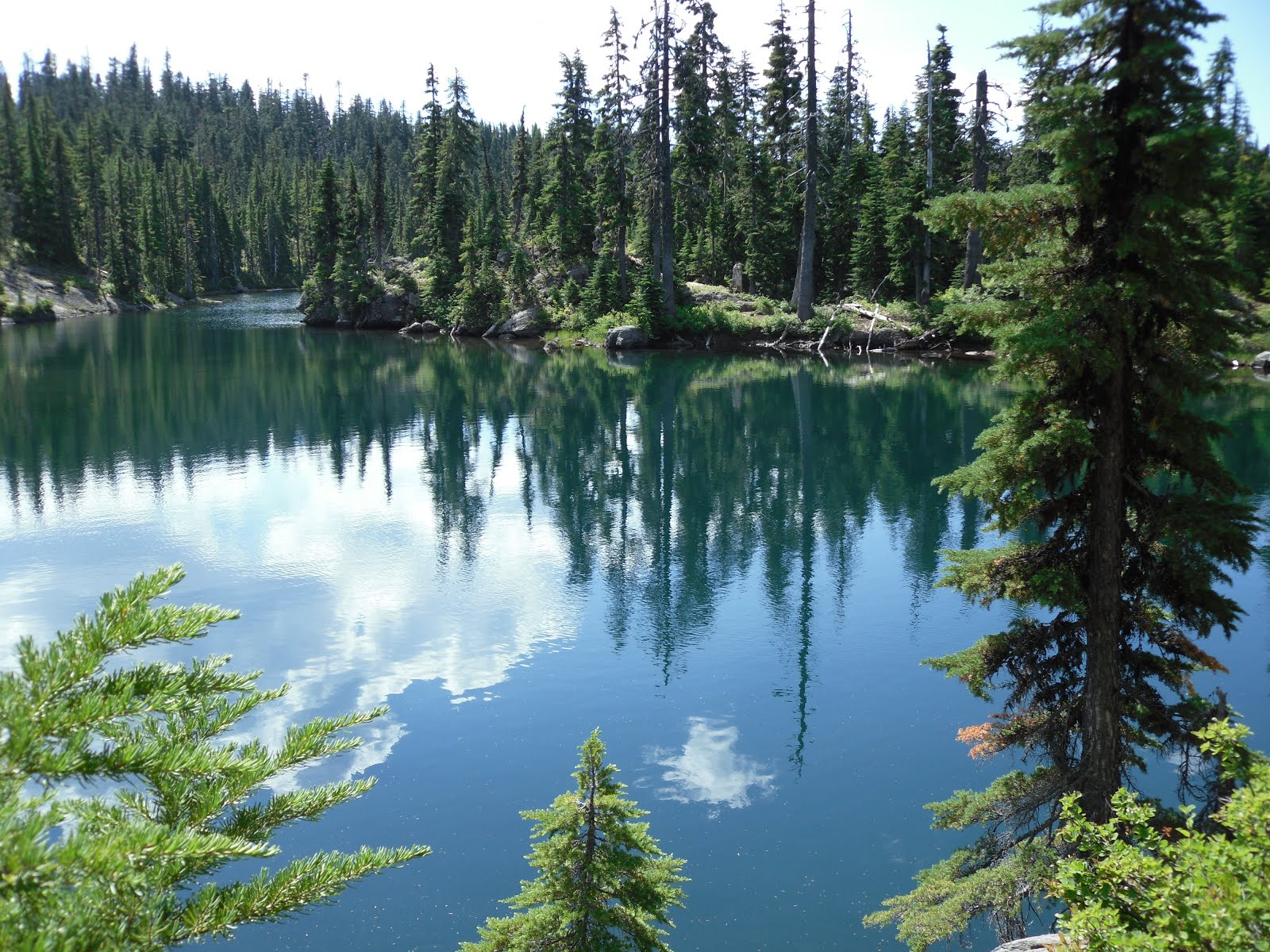 Casing Oregon: Scott Lake: A String of Jewels