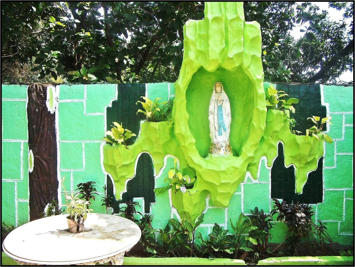 Grotto Landscape Design