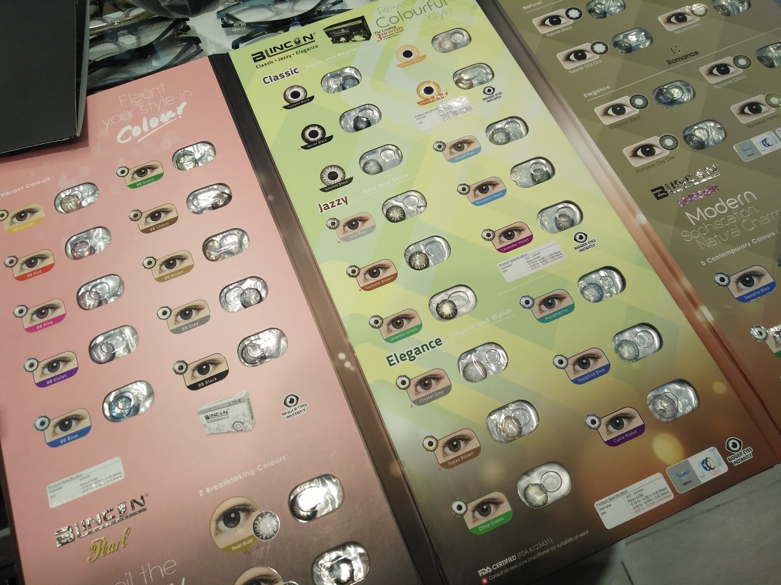 harga contact lens di kedai cermin mata Molly Sanderson