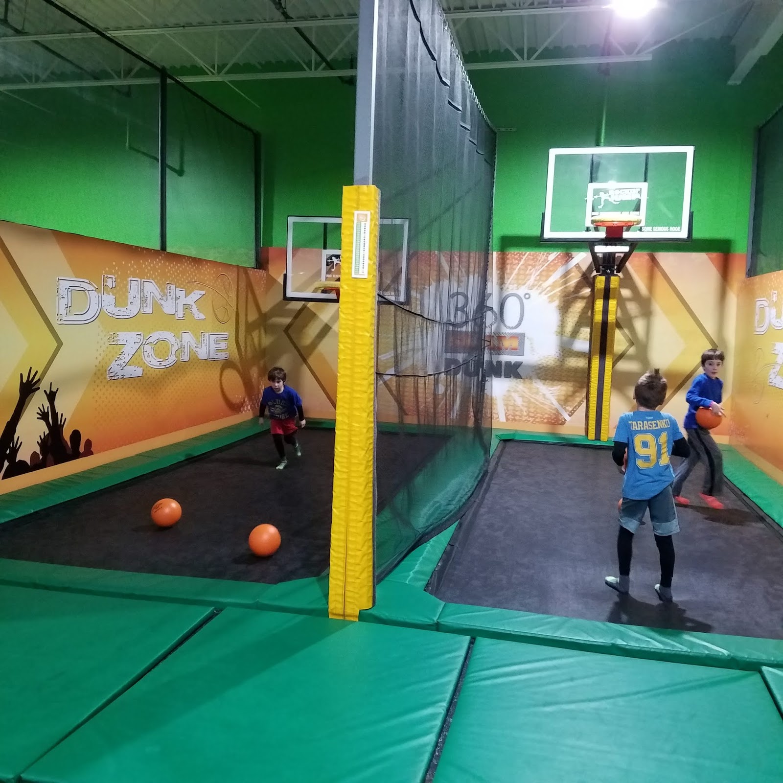 Play St. Louis Rockin' Jump Trampoline Park, Shrewsbury