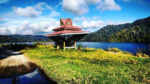 Kabupaten Karo adalah salah satu kabupaten yang terletak di provinsi Sumatera Utara (Teratas) 24 Tempat Wisata di Karo + Review