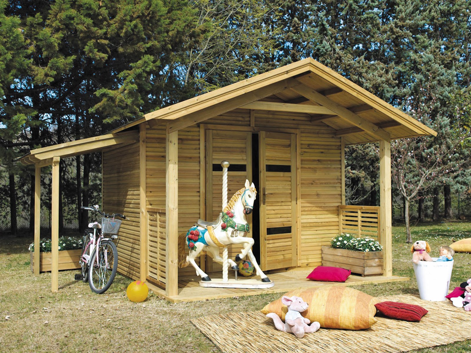 Garden Sheds Metal Sheds vs Wooden Sheds What Type of Shed are You?