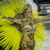 Carnaval de Brasil, negritud y lujo engalanan Río de Janeiro