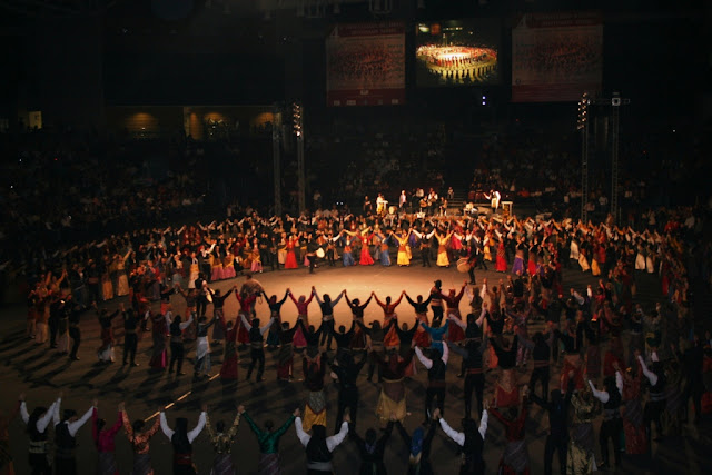 Ένα μεγάλο αφιέρωμα στα Πανελλαδικά Φεστιβάλ Ποντιακών Χορών (Φωτο & Video)