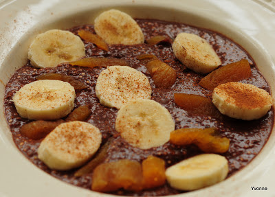 Quinoa met chocolade & fruit