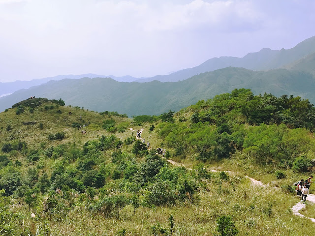 hiking in Hong Kong Lantau trail section 2 Sunset Peak