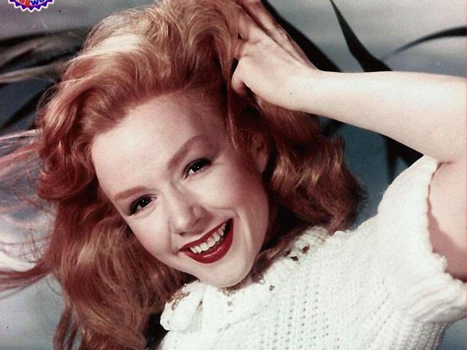 13+ Wonderful Photos of Piper Laurie - Terrasipa