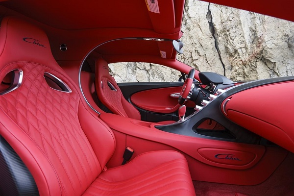 interior Bugatti Chiron