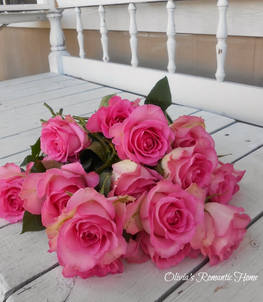 Olivia's Romantic Home: Pink Rose Tea Time