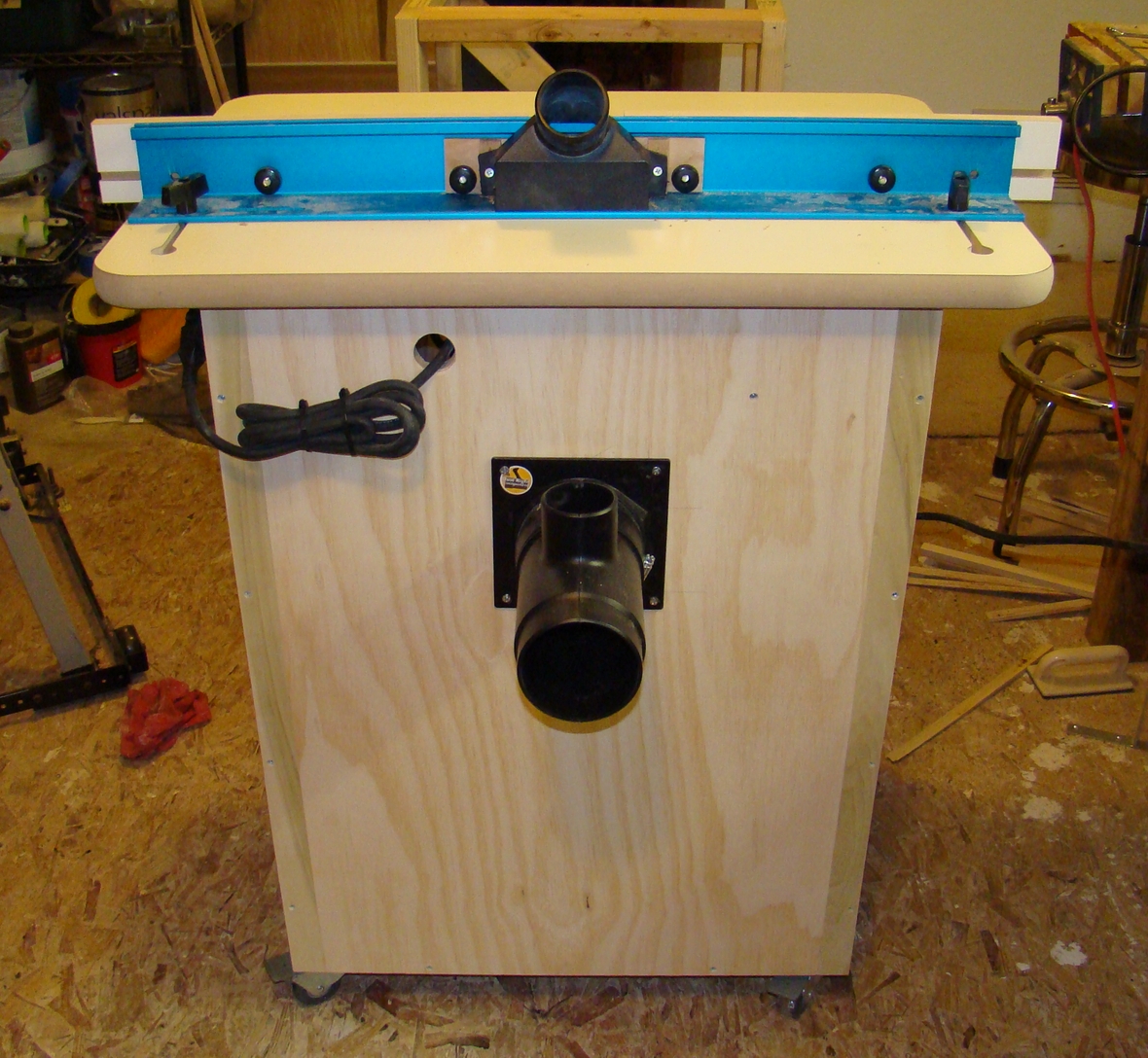 constructing a router table