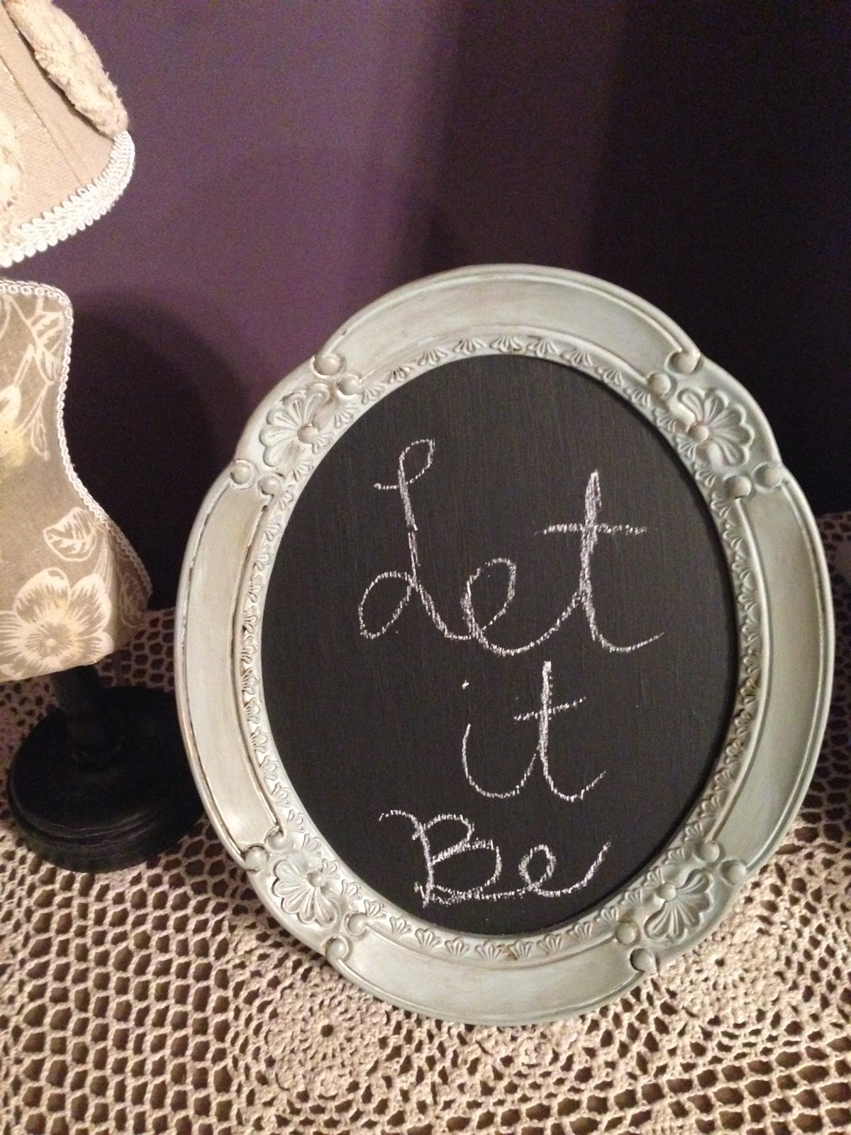 thrift store plate with chalk paint