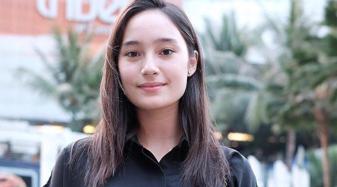 Tatjana Saphira cewek mancung rambut hitam halus cewek cantik dan manis hidung mancung