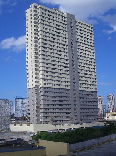 Homes Manila: GATEWAY GARDEN RIDGE UNIT FOR SALE