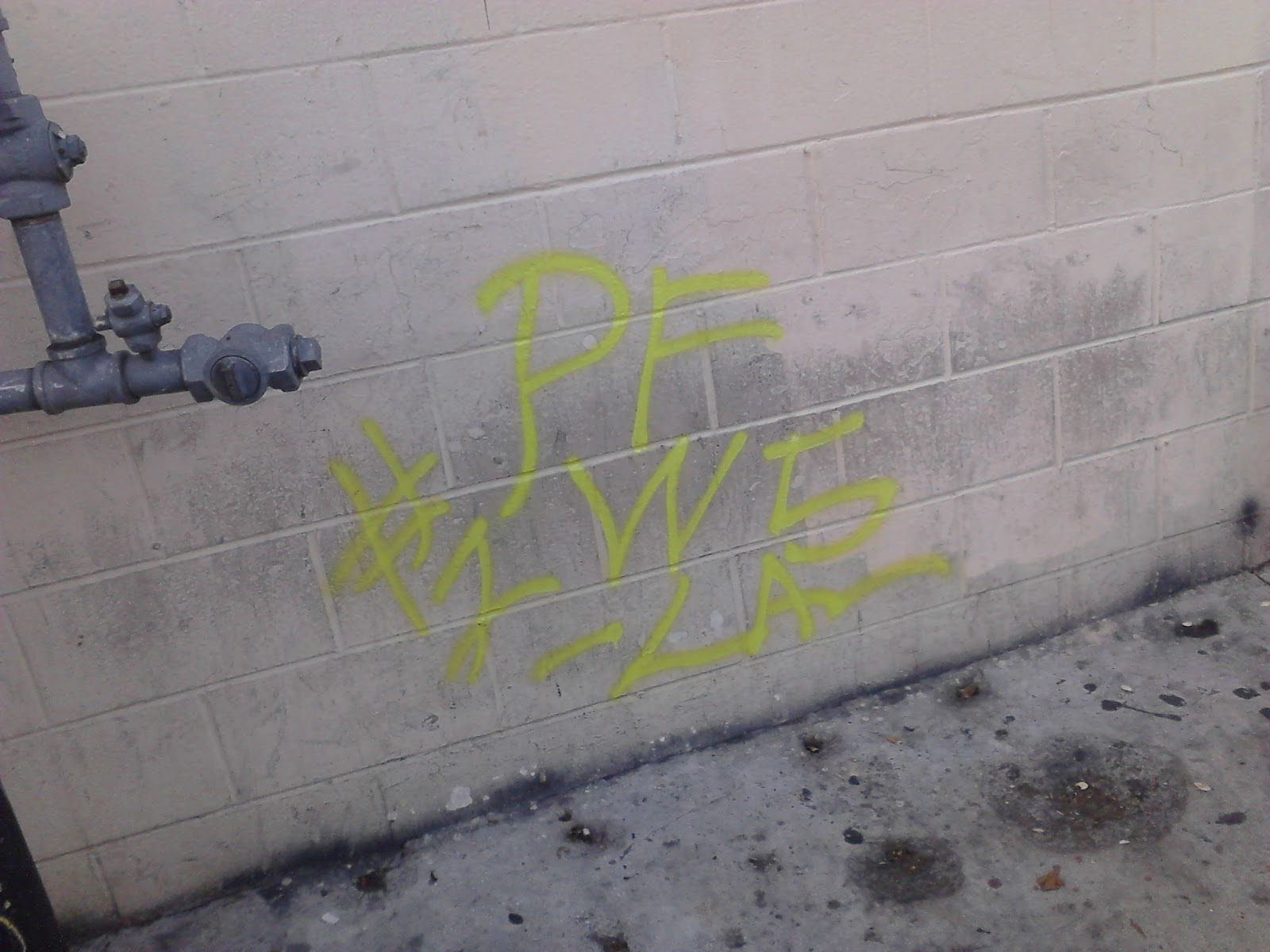 sureno 13 gangs graffiti Primera flats ( 23rd street )