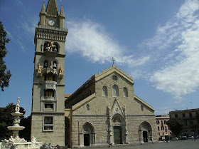 The cathedral at Messina had to be rebuilt twice in the 20th century because of earthquake and war damage