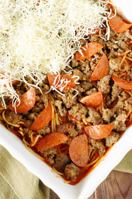 Easy Pizza Spaghetti Bake Image