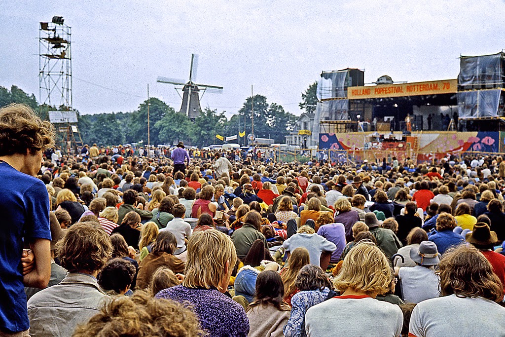 42 Amazing Photographs of the Kralingen Pop Festival, the "Dutch