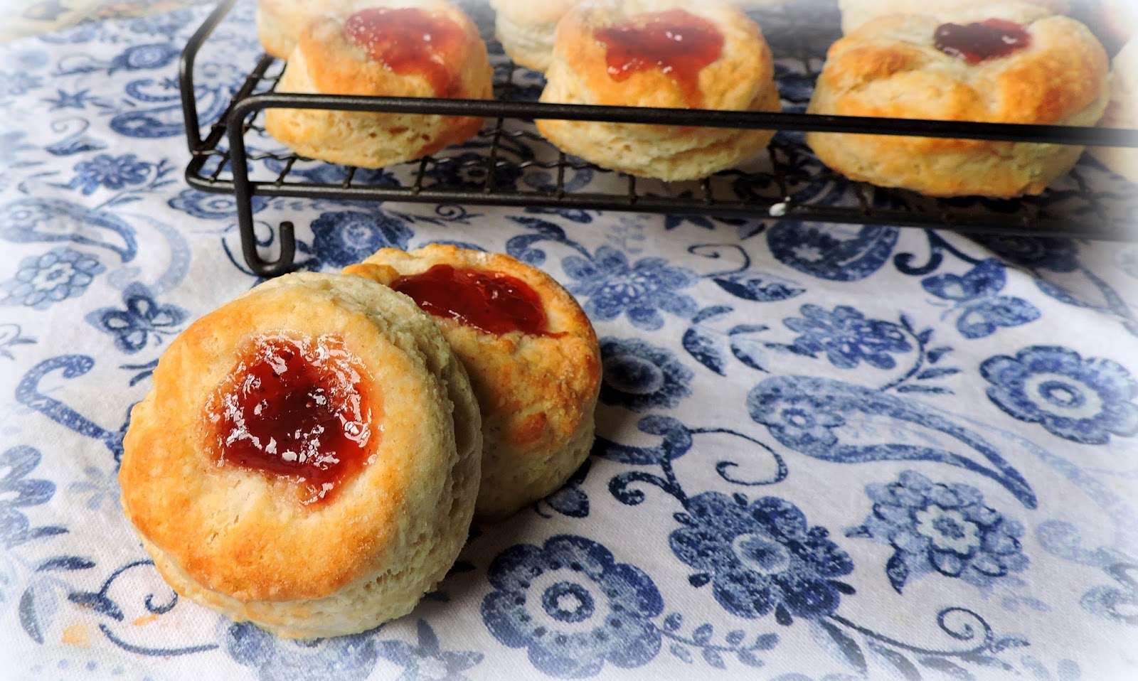 Jam Filled Buns The English Kitchen