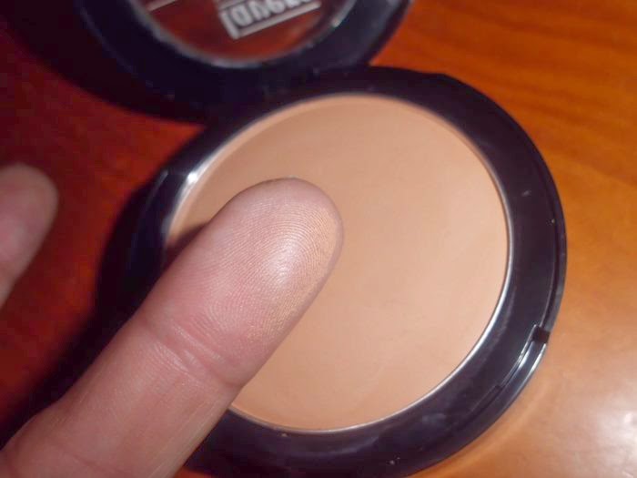 polvos compactos cremosos