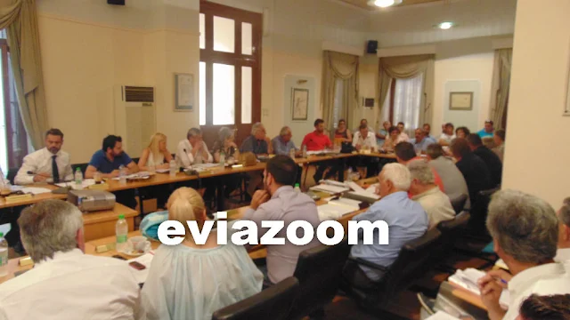 Χαλκίδα: Ένταση και διαξιφισμοί στη συνεδρίαση του δημοτικού συμβουλίου (ΦΩΤΟ & ΒΙΝΤΕΟ)