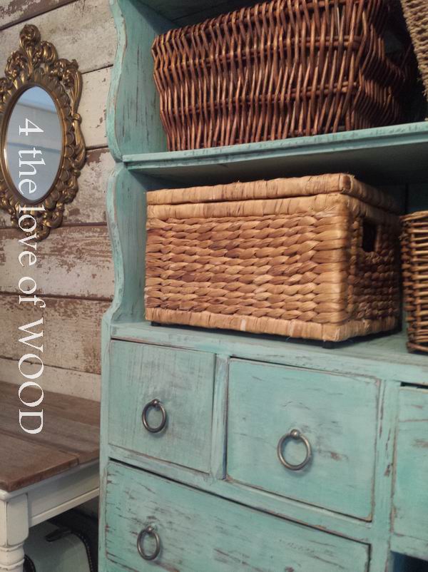 4 the love of wood HOW I PAINTED MY TURQUOISE SHELF tutorial