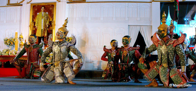 TEATRO DANZA KHON. COMPAÑÍA DEL TEATRO NACIONAL DE TAILANDIA. BANGKOK