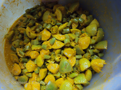 lime and chilly pickle | nimbu hari mirch ka achar 