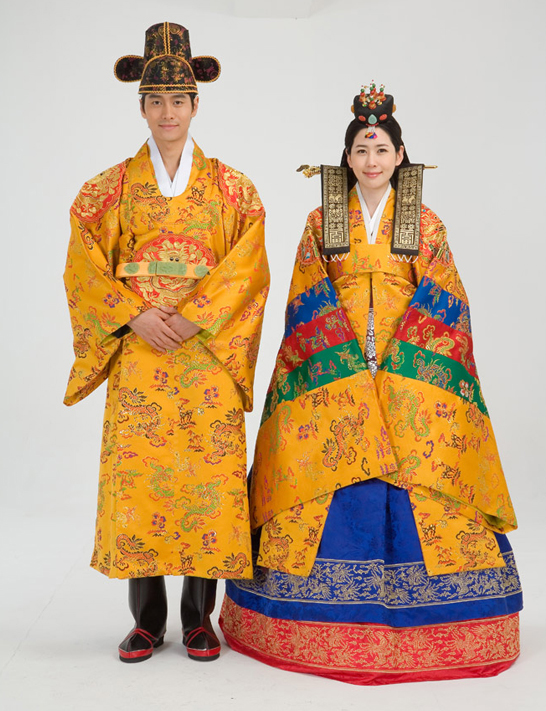 fashionita HANBOK Busana Tradisional  Korea 