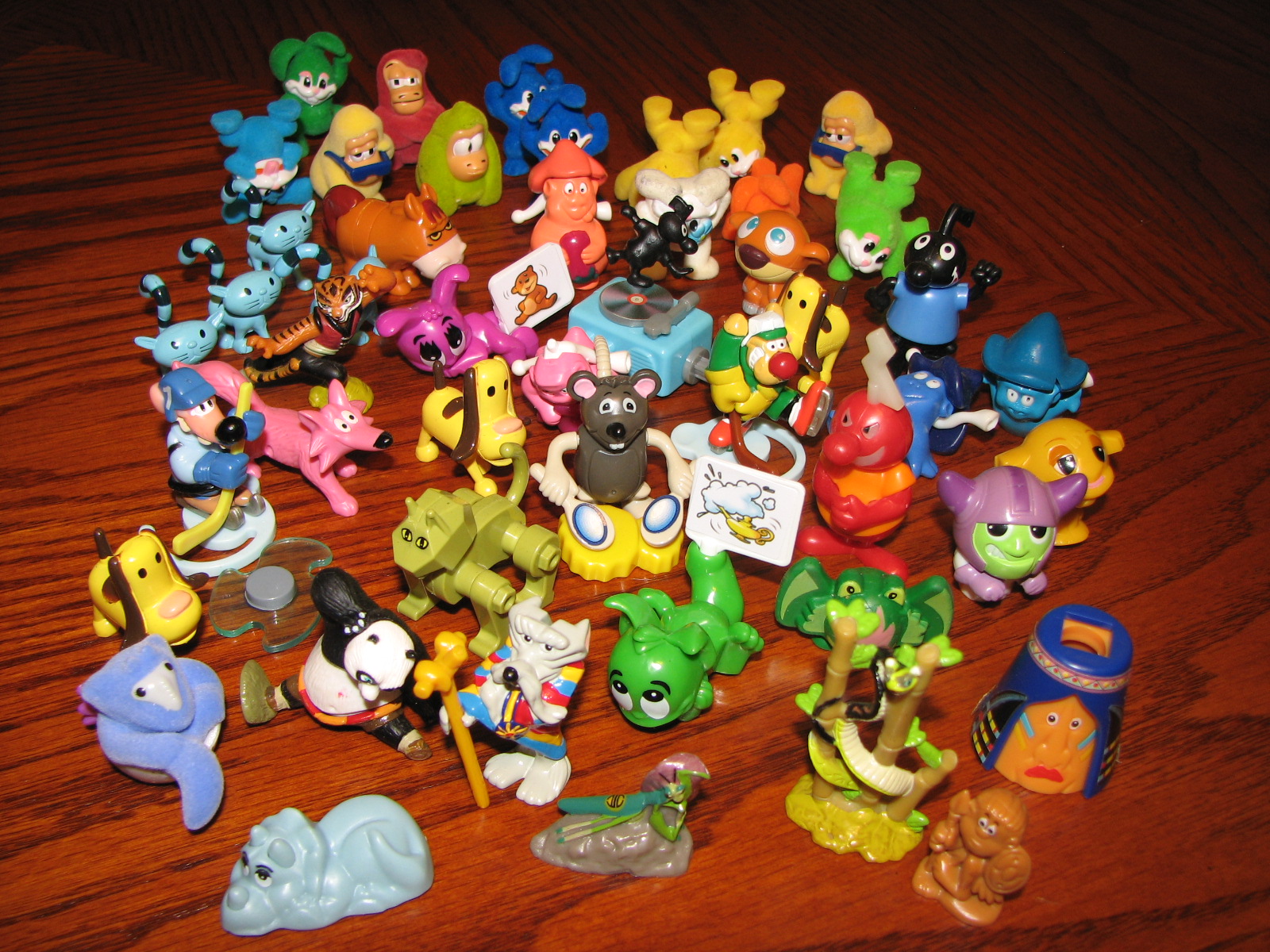 Memories Of The Past KINDER EGG SURPRISES AND TOYS