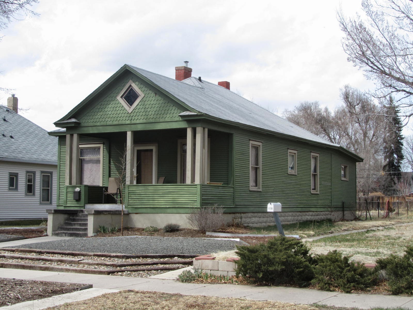 autoliterate Green house, Colorado Springs