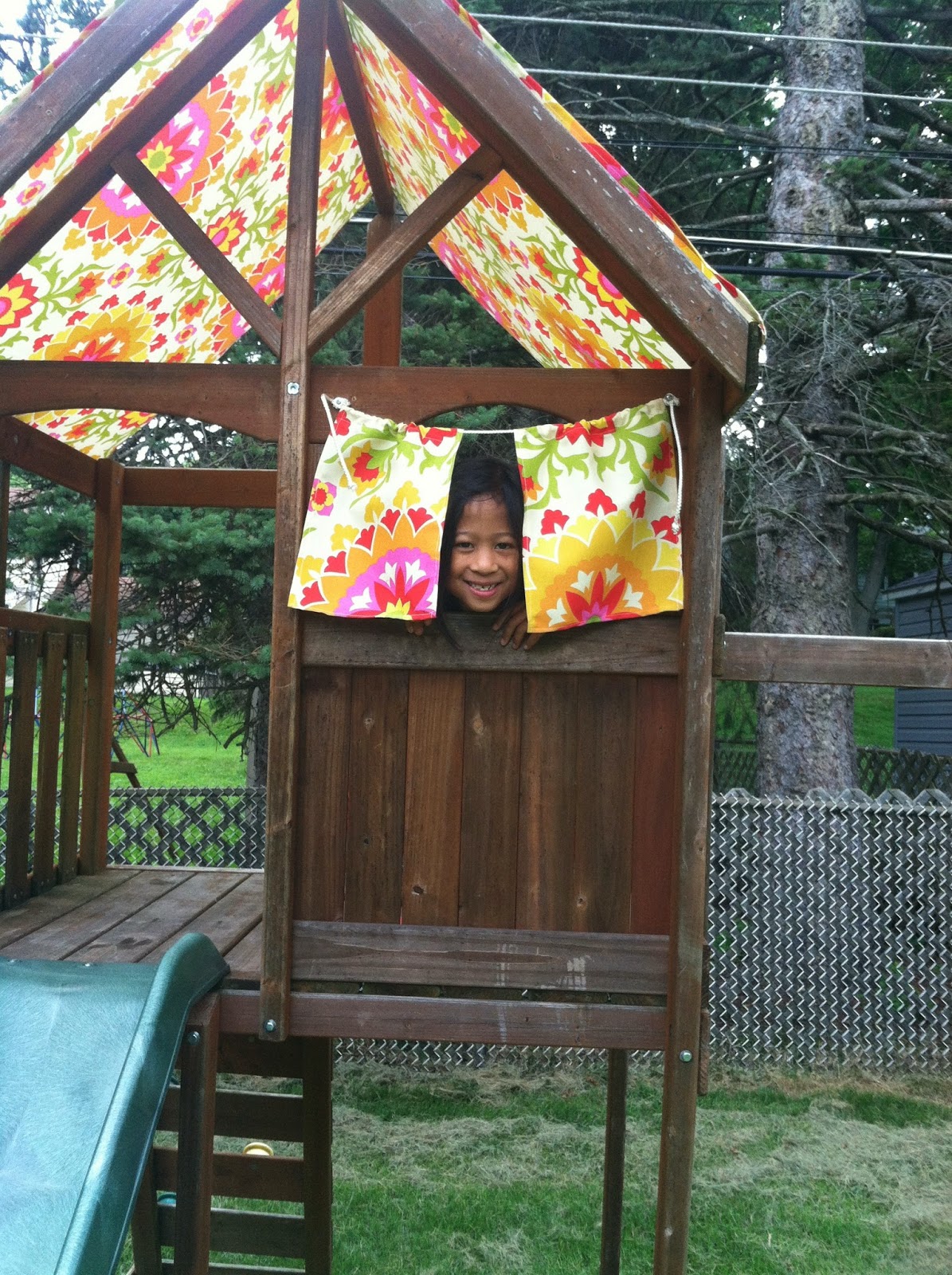 Pretti Mini Blog: Swing Set Make-Over: Summer DIY Project!
