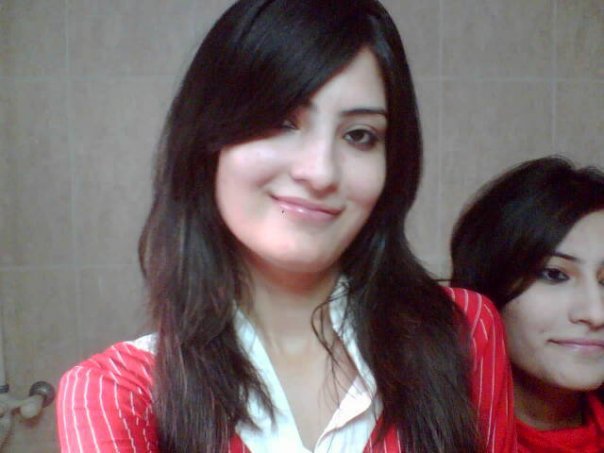 Karachi dating en singles foto Personals