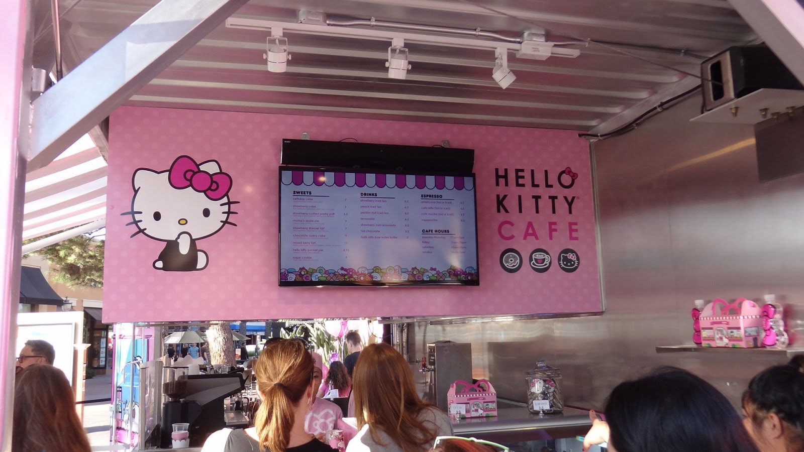 Hello Kitty Cafe in Irvine, California - Kid-friendly Restaurants